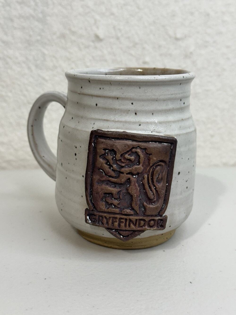 Harry Potter Hogwarts Houses Gryffindor Crest Handmade Studio Pottery Coffee Mug